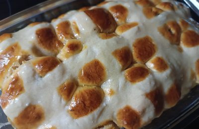 Velikonoční hot cross buns