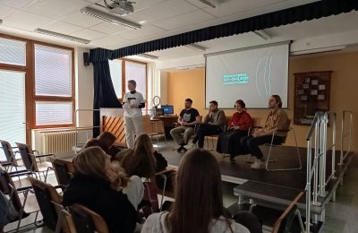 Jeden svět na školách